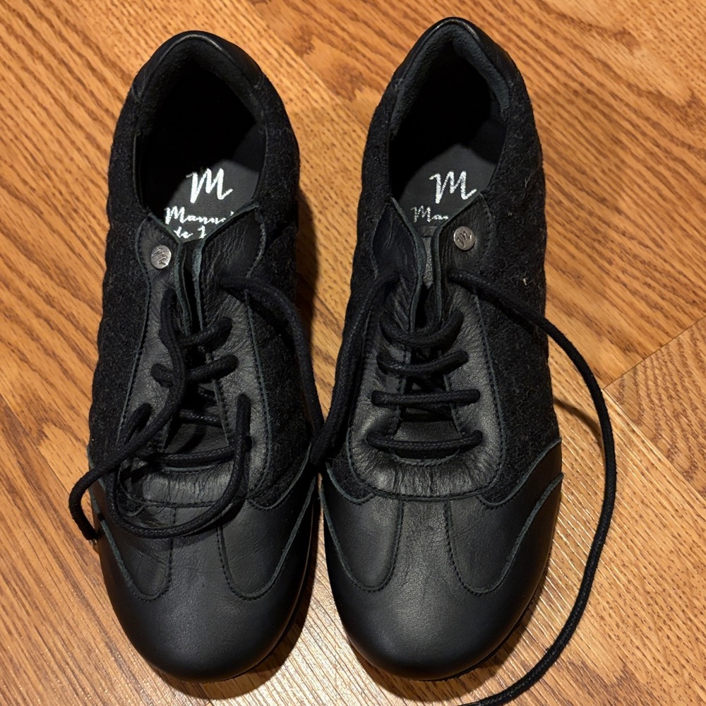 Black Kids Manuela de Juan shoes